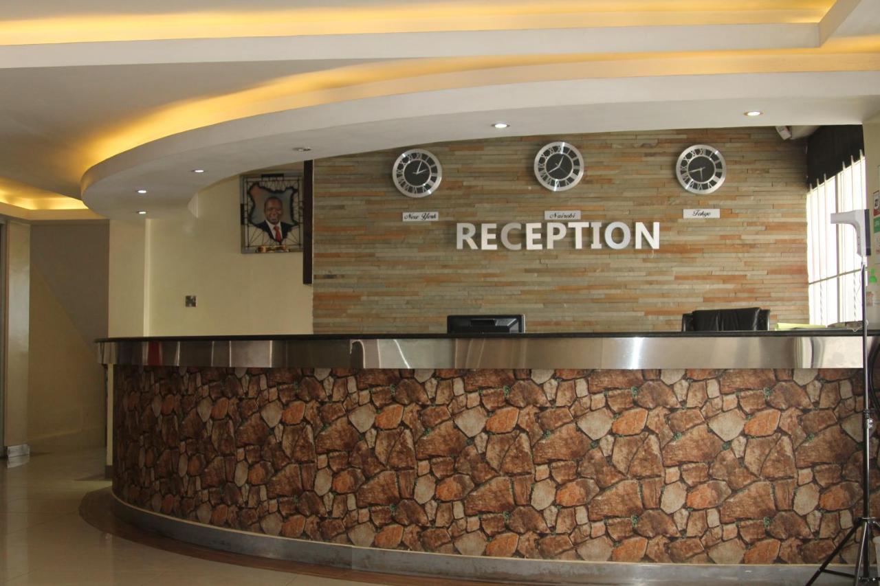 Airport Landing Hotel Найроби Экстерьер фото