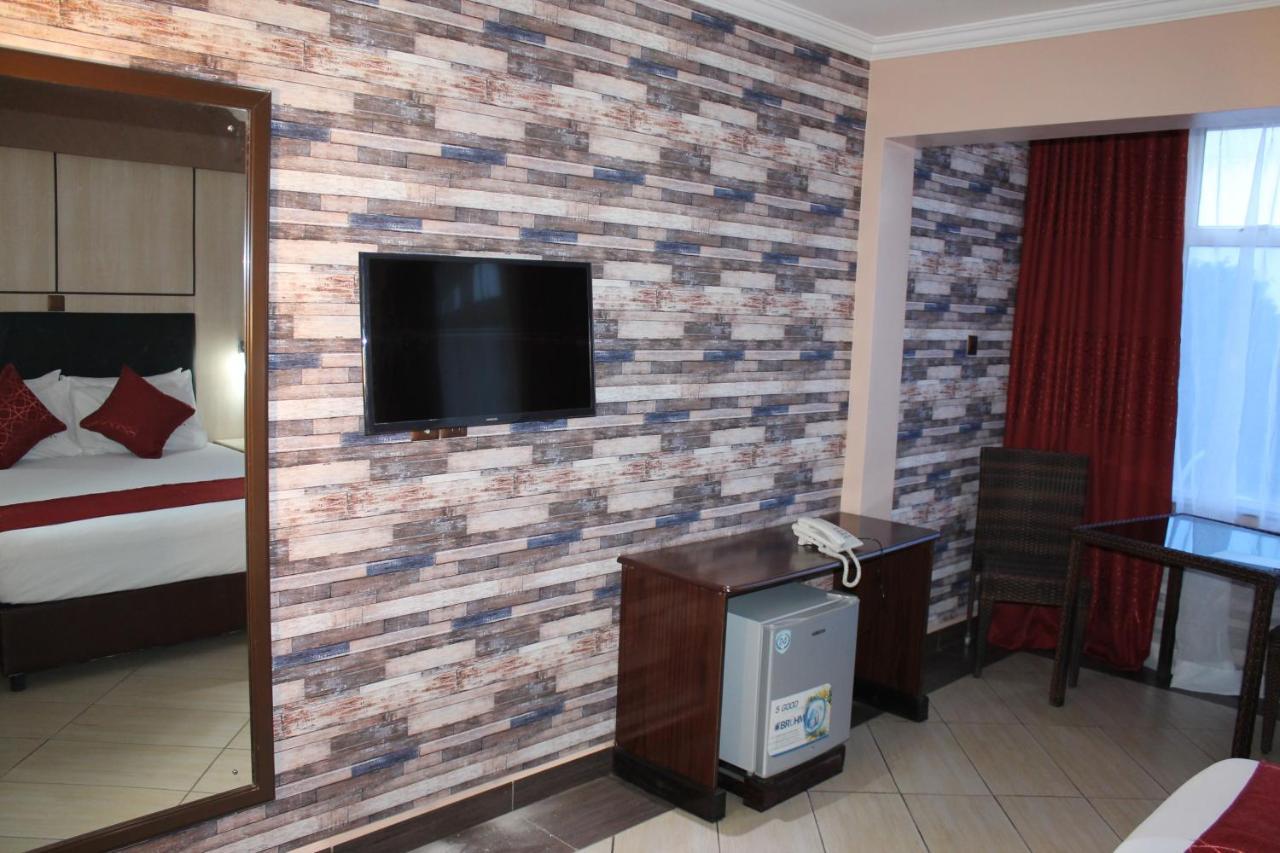 Airport Landing Hotel Найроби Экстерьер фото