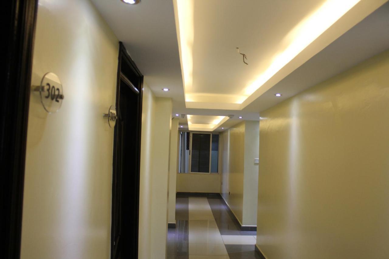 Airport Landing Hotel Найроби Экстерьер фото