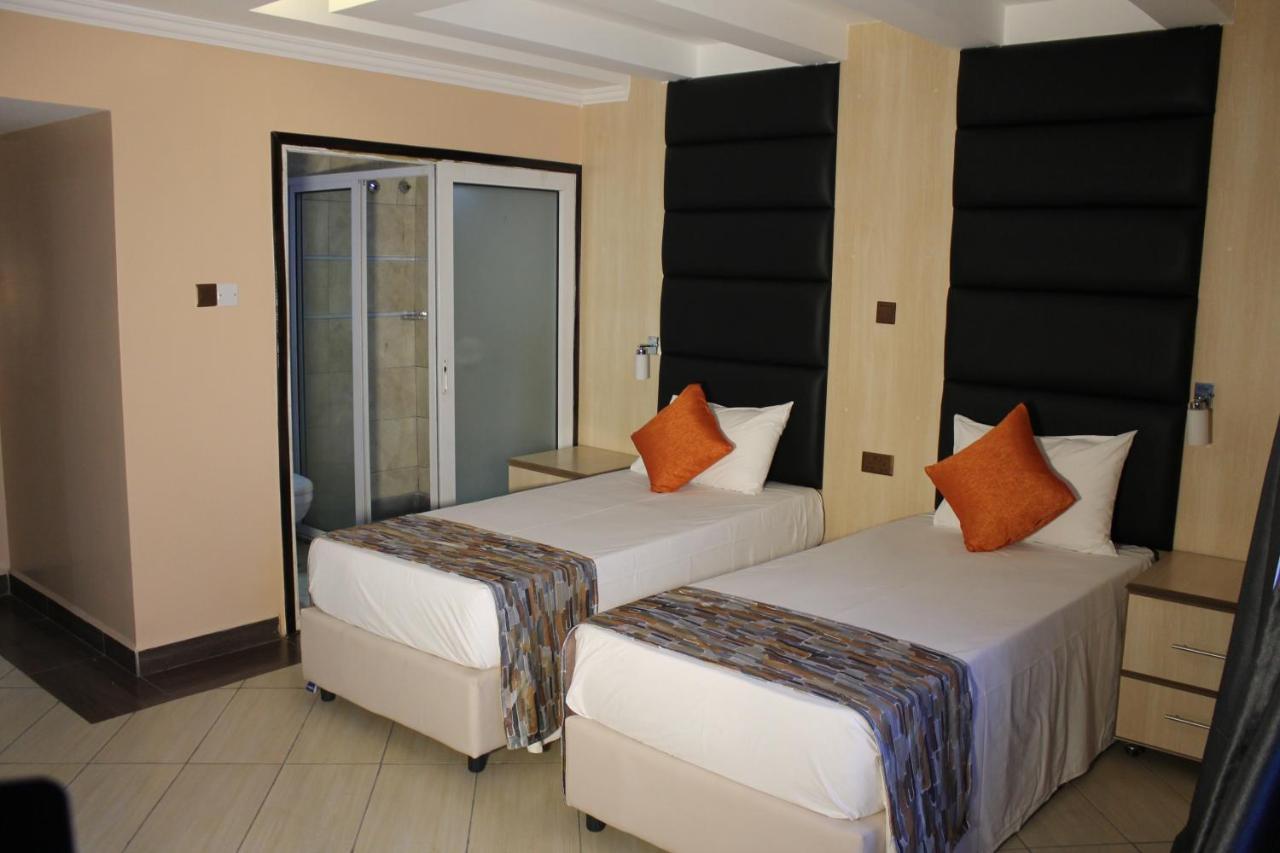 Airport Landing Hotel Найроби Экстерьер фото