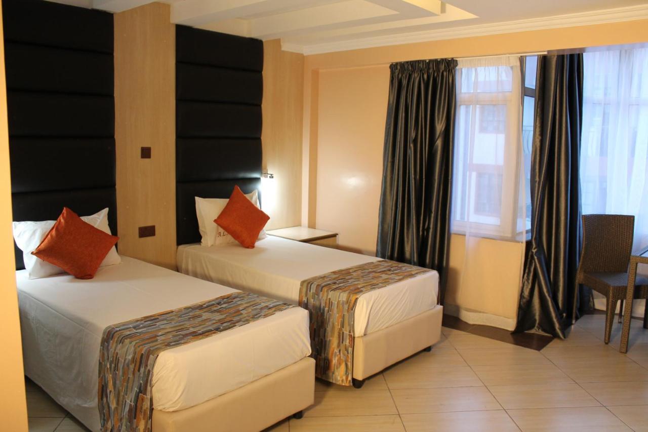 Airport Landing Hotel Найроби Экстерьер фото
