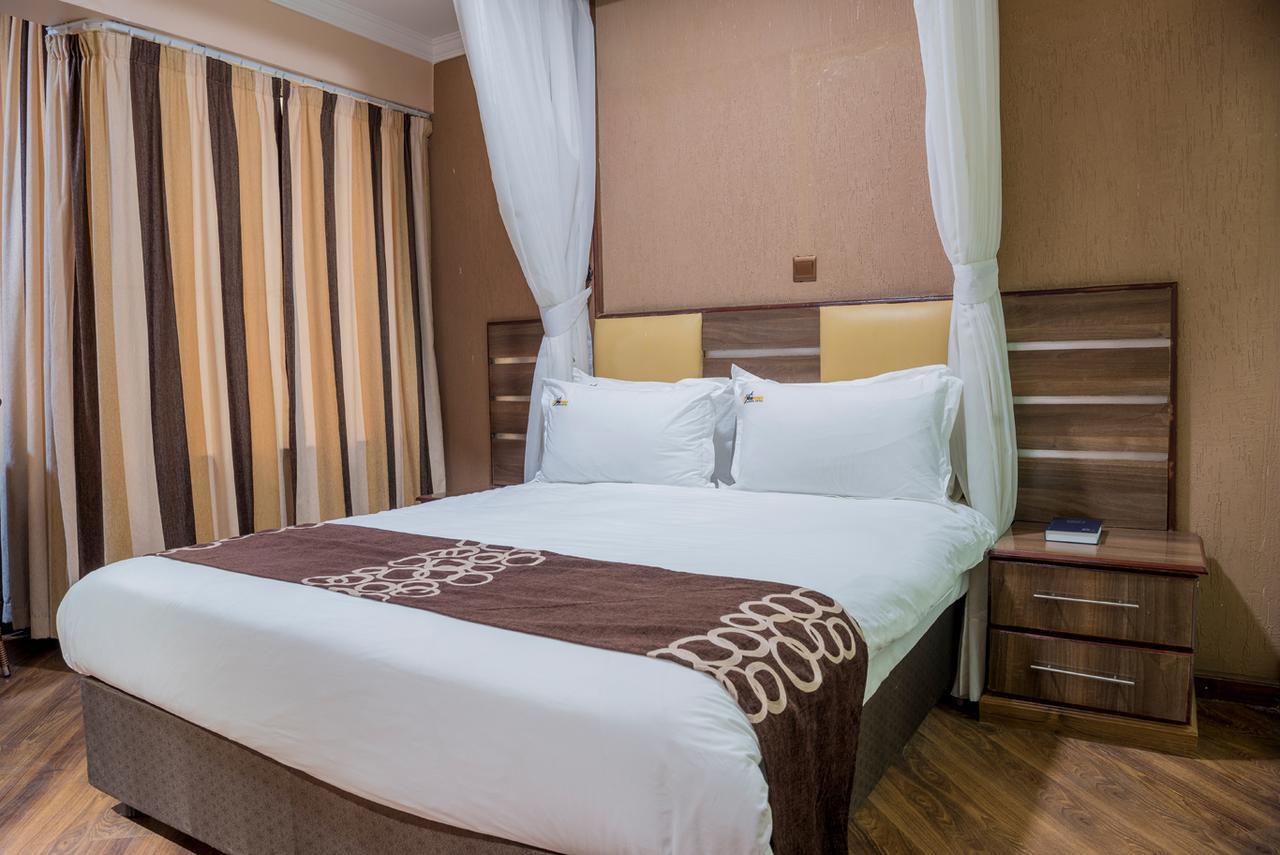 Airport Landing Hotel Найроби Экстерьер фото