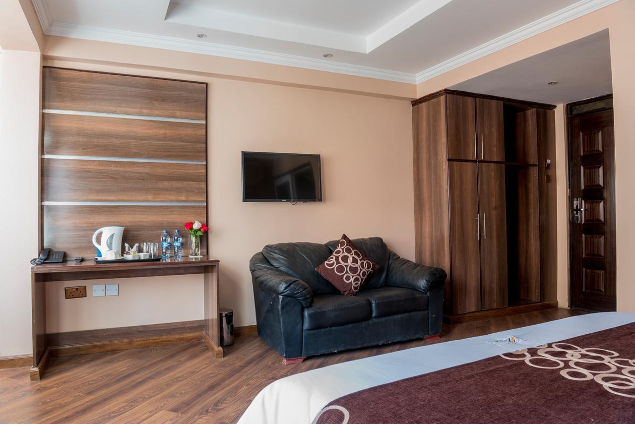 Airport Landing Hotel Найроби Экстерьер фото