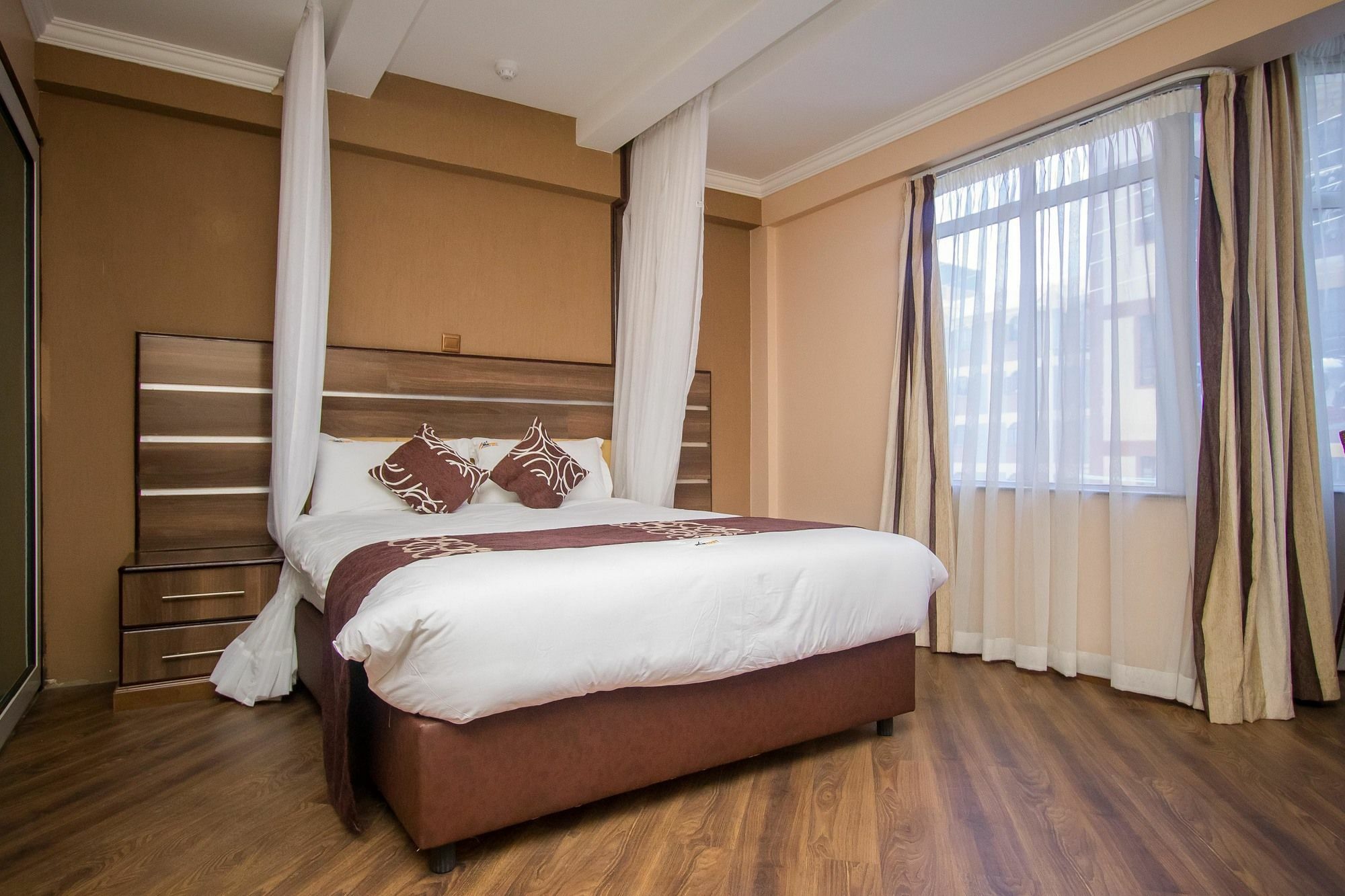 Airport Landing Hotel Найроби Экстерьер фото
